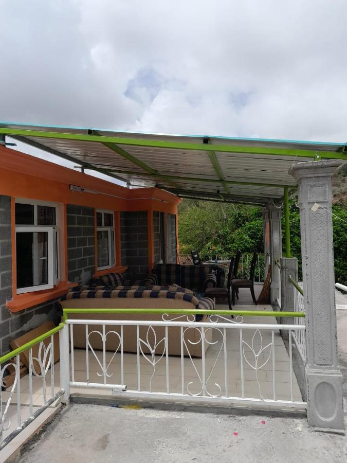 La Belle Du Sud Vila Port South East Exterior foto